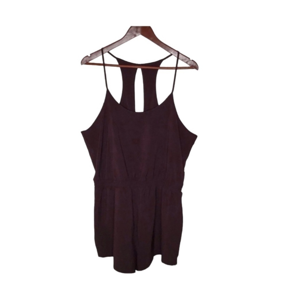 VICTORIA SECRET SPORT Keyhole Maroon Romper.